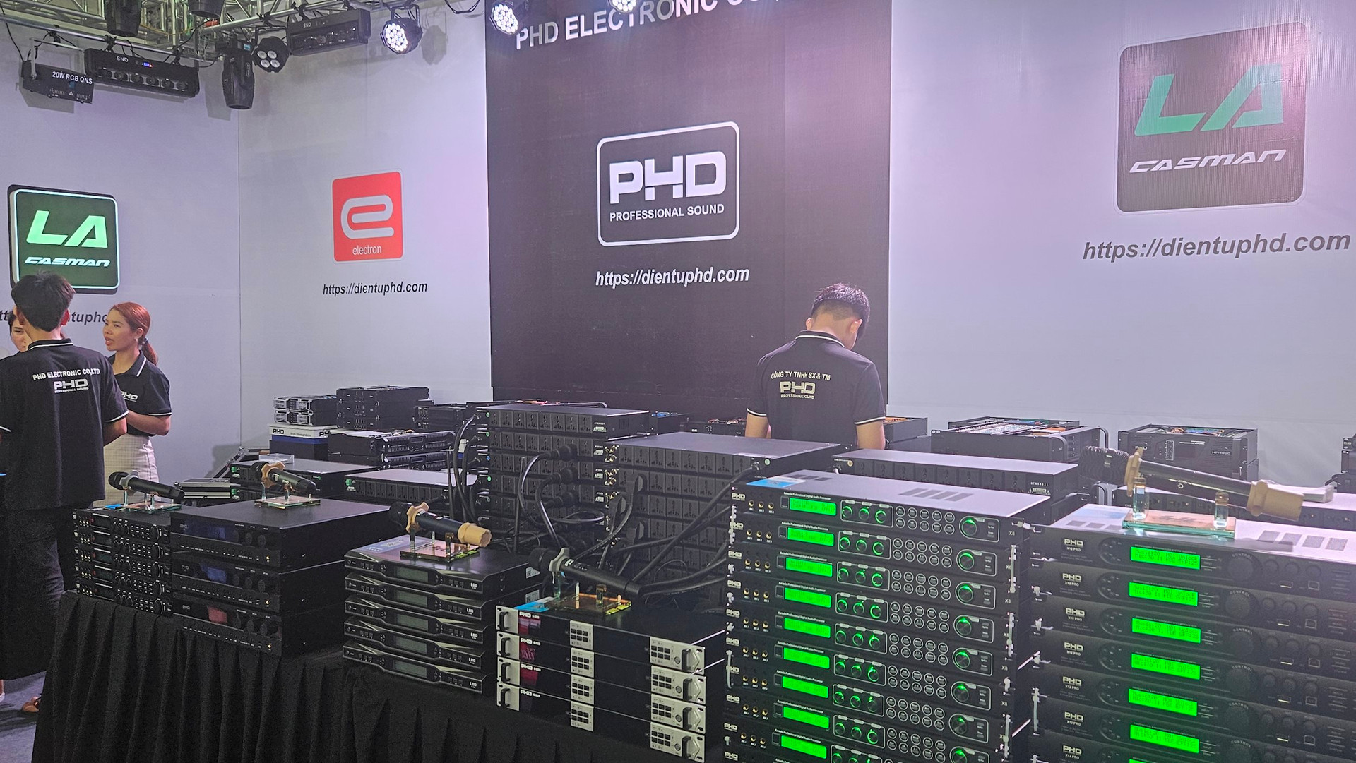 Nghỉ lễ chưa biết đi đâu, tới ngay Plase Show 2024 để trải nghiệm ‘bữa tiệc’ âm thanh ánh sáng đỉnh cao - Ảnh 6