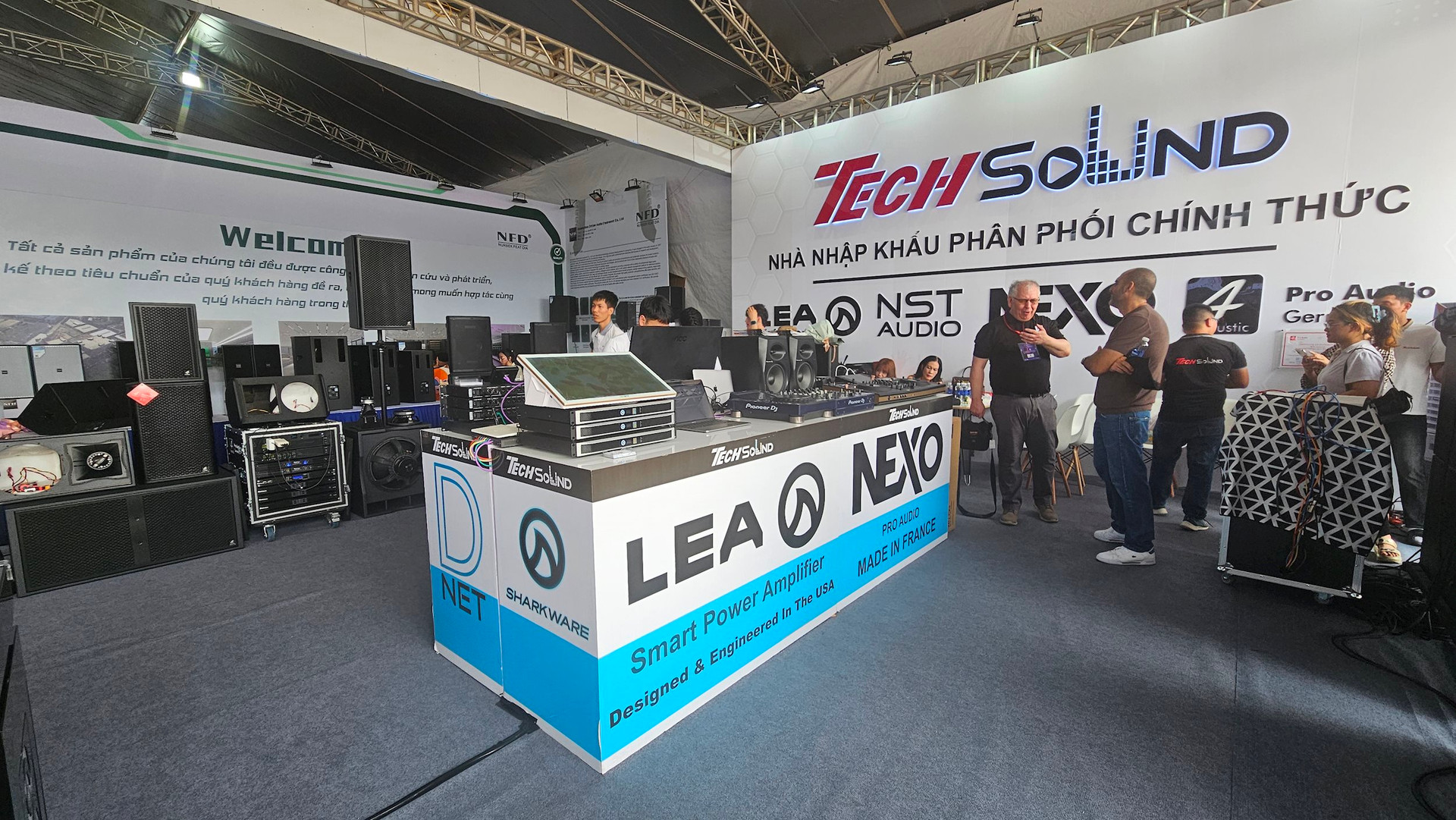 Nghỉ lễ chưa biết đi đâu, tới ngay Plase Show 2024 để trải nghiệm ‘bữa tiệc’ âm thanh ánh sáng đỉnh cao - Ảnh 8