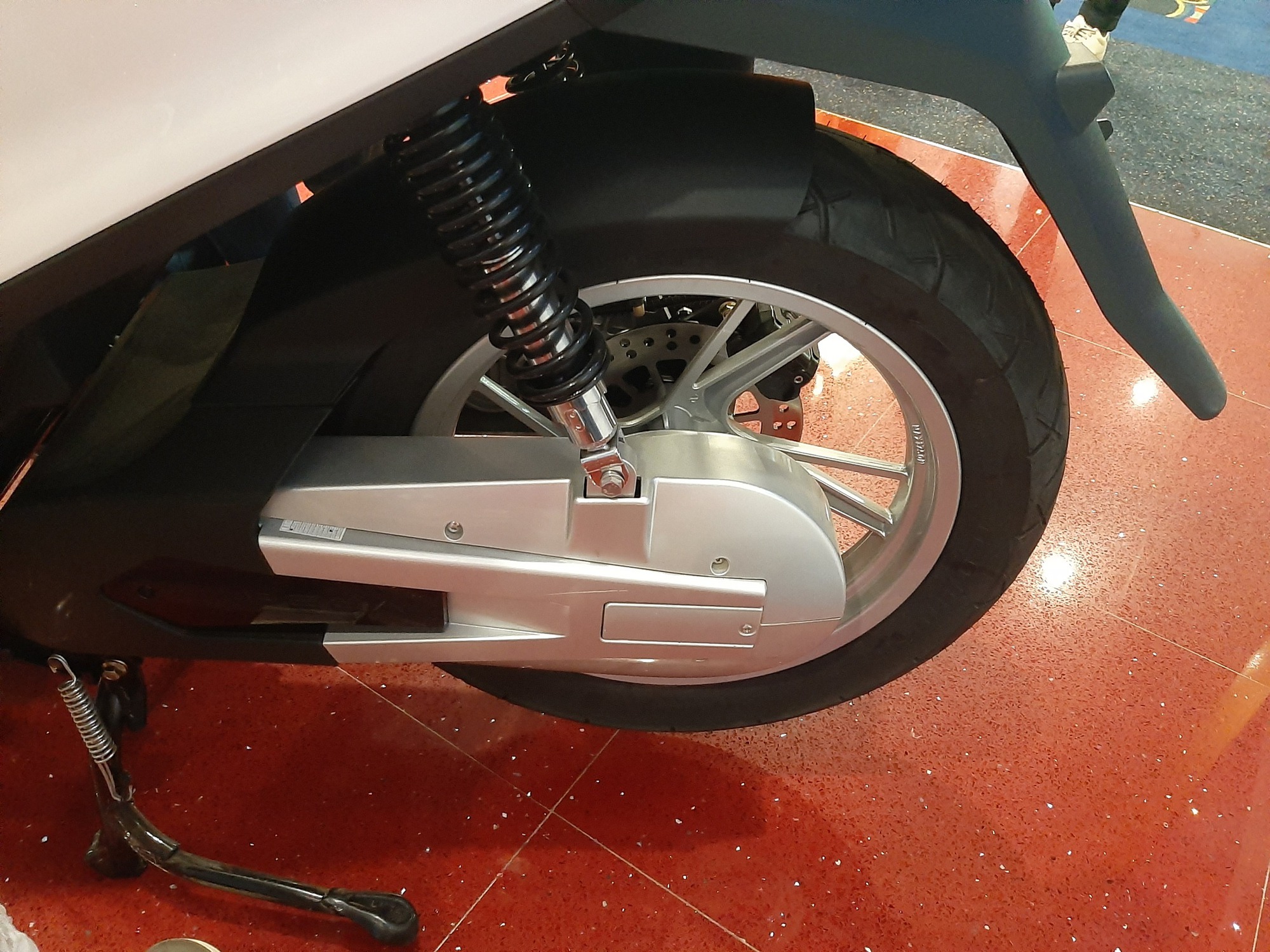 Chiếc xe có "bộ não thông minh" đầu tiên 100% made by Vietnam có gì đặc biệt? - Ảnh 5