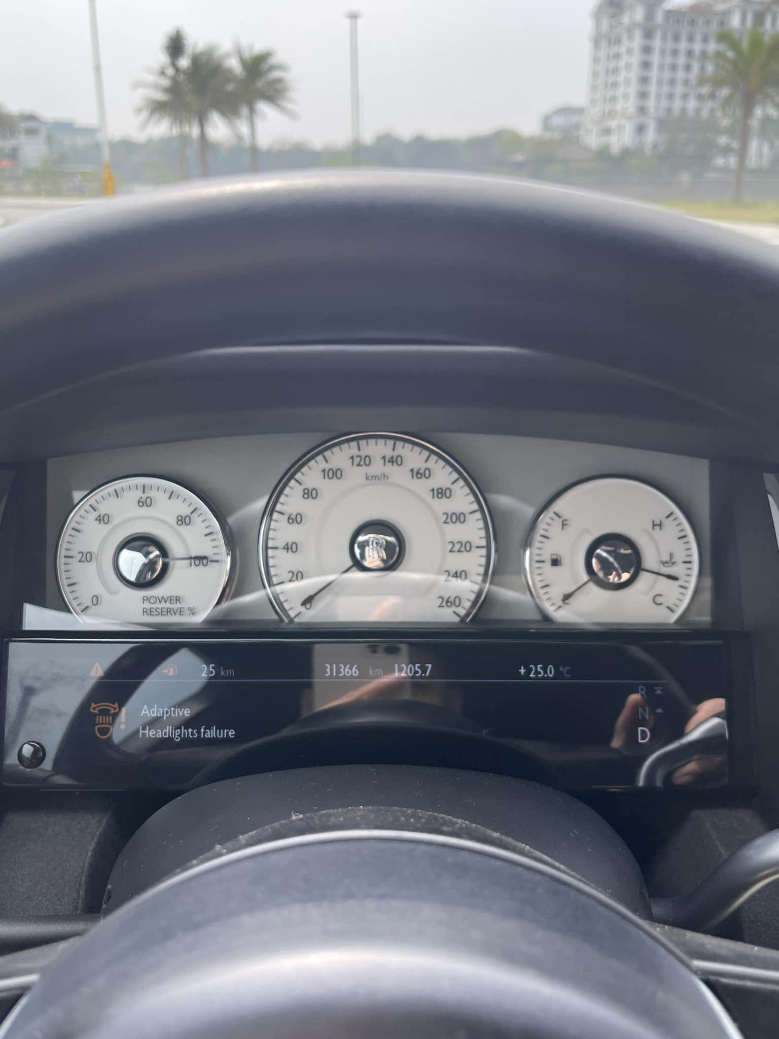 Rolls-Royce Ghost 11 năm tuổi độ kit như bản 2024: Rao bán 10 tỷ đồng nhưng có điểm dễ khiến khách đặt câu hỏi - Ảnh 9