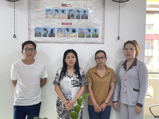 Phá đường dây sản xuất tân dược giả có chất cấm sử dụng cho người - Ảnh 1