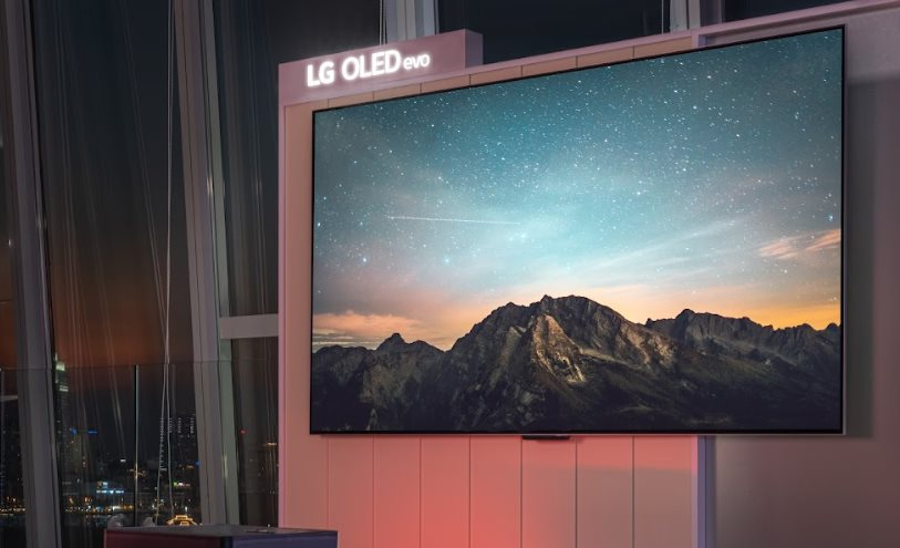 LG đưa TV OLED không dây đầu tiên trên thế giới về Việt Nam - Ảnh 1