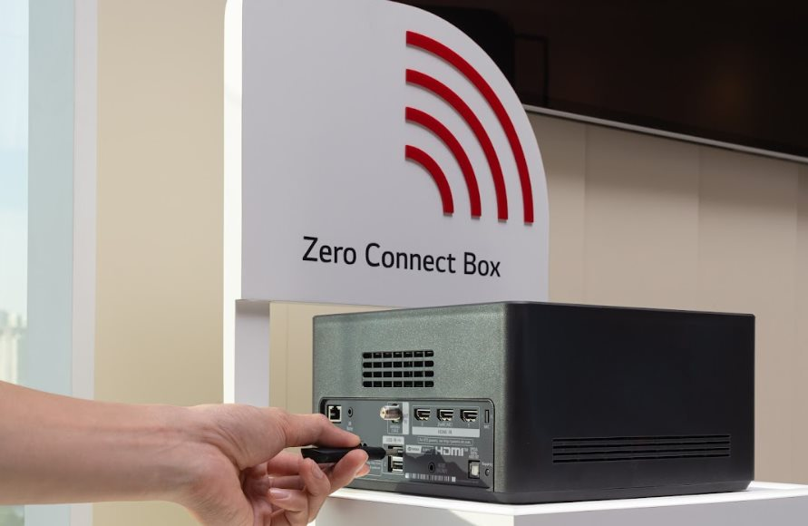 LG đưa TV OLED không dây đầu tiên trên thế giới về Việt Nam - Ảnh 2