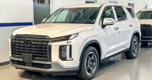 Lấy lô Hyundai Palisade này tại đại lý, bạn sẽ tiết kiệm hơn 700 triệu so với mua Teramont: Bản base giảm 100 triệu, còn 1,379 tỷ đồng