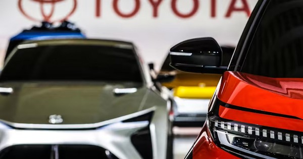 Bất chấp gã khổng lồ của Trung Quốc âm 12%, Toyota tăng giá trị gấp đôi nhờ làm chuyện 'ngược đời'