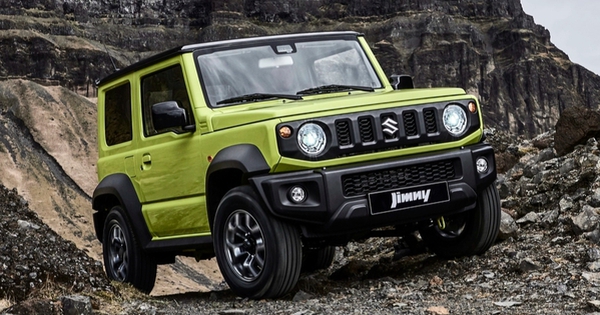 Suzuki Jimny chốt giá từ 789 triệu tại Việt Nam: Nhập Nhật, nội thất đơn sơ nhưng nhiều trang bị chuyên off-road