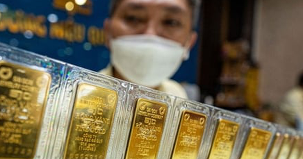 Vàng trong nước đắt hơn thế giới chục triệu đồng, Thủ tướng yêu cầu xử lý ngay
