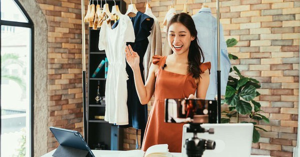 Sàn TMĐT non trẻ chỉ mất 5 năm để vượt mặt Lazada, đe dọa Shopee: Tăng trưởng doanh số gấp 3 lần trong năm 2023, bán chạy từ xe điện VinFast đến điện thoại Samsung