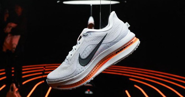 Nike 'mất gốc', lao đao trước On, Hoka: Bỏ bê mỏ vàng giày chạy bộ, mãi dựa vào quá khứ để sống, sa thải 1.600 người khiến nội bộ nhân viên bất mãn sâu sắc