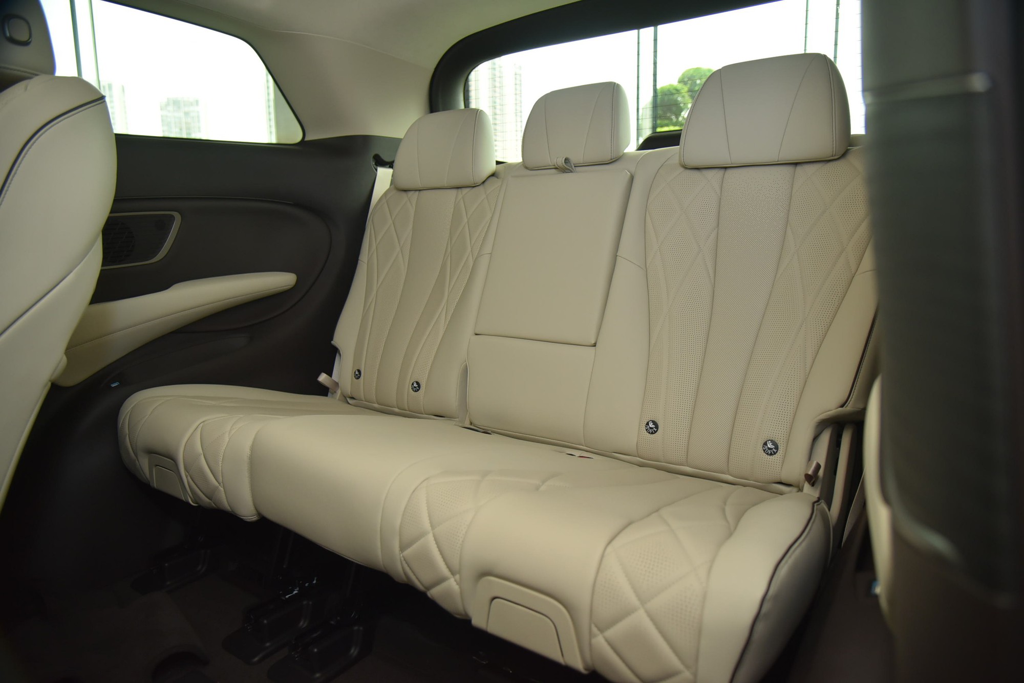 Mẫu MPV này vào Việt Nam sẵn sàng làm khó Kia Carnival: Cabin cận sang, có động cơ 'hot', giá quy đổi gần 1,2 tỷ - Ảnh 19