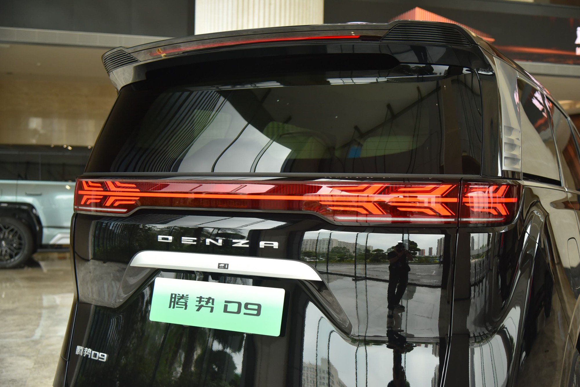 Mẫu MPV này vào Việt Nam sẵn sàng làm khó Kia Carnival: Cabin cận sang, có động cơ 'hot', giá quy đổi gần 1,2 tỷ - Ảnh 12