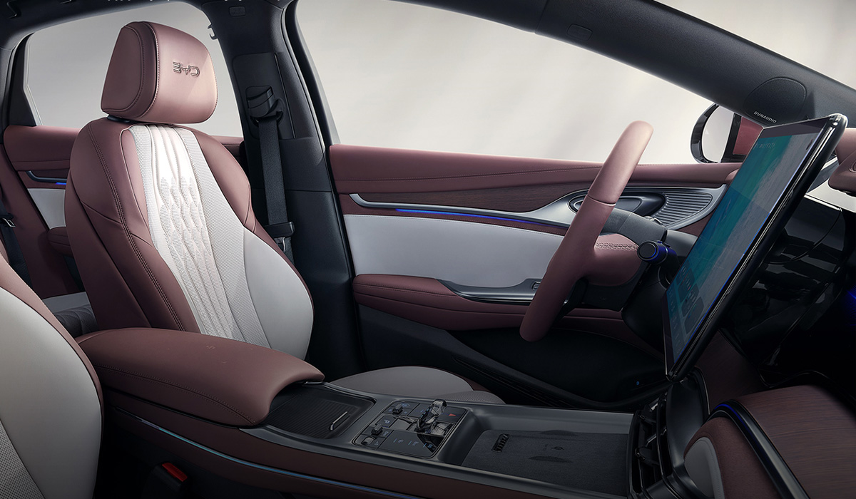 Xe mới ồ ạt lên lịch về Việt Nam và đây là những mẫu vừa tiết kiệm xăng, vừa không lo trạm sạc - Ảnh 19