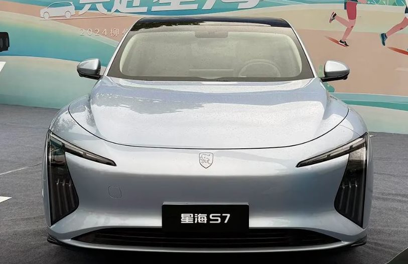 Nóng mắt với Xiaomi SU7, 'trùm xe tải' tại Việt Nam trình làng bom tấn sedan với phạm vi hoạt động 550km, giá khởi điểm hơn 400 triệu đồng - Ảnh 2