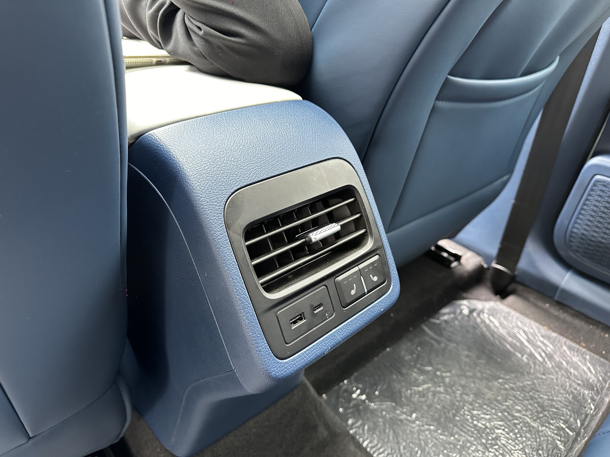 Xem trước Omoda E5 mở bán tại Việt Nam trong năm nay: Chạy 430km/lần sạc, nhiều trang bị an toàn dễ hút khách - Ảnh 10