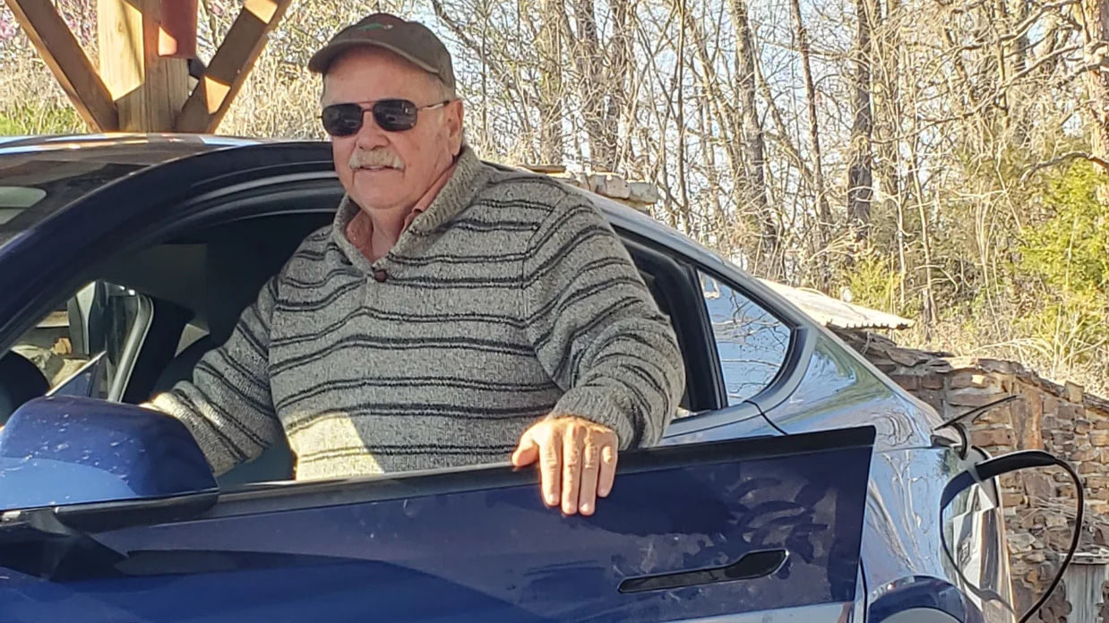 Sống ở nông thôn vẫn dùng xe điện: Ít trạm sạc nhưng chưa bao giờ phải lo lắng, đó là nhờ thói quen nhỏ này - Ảnh 1