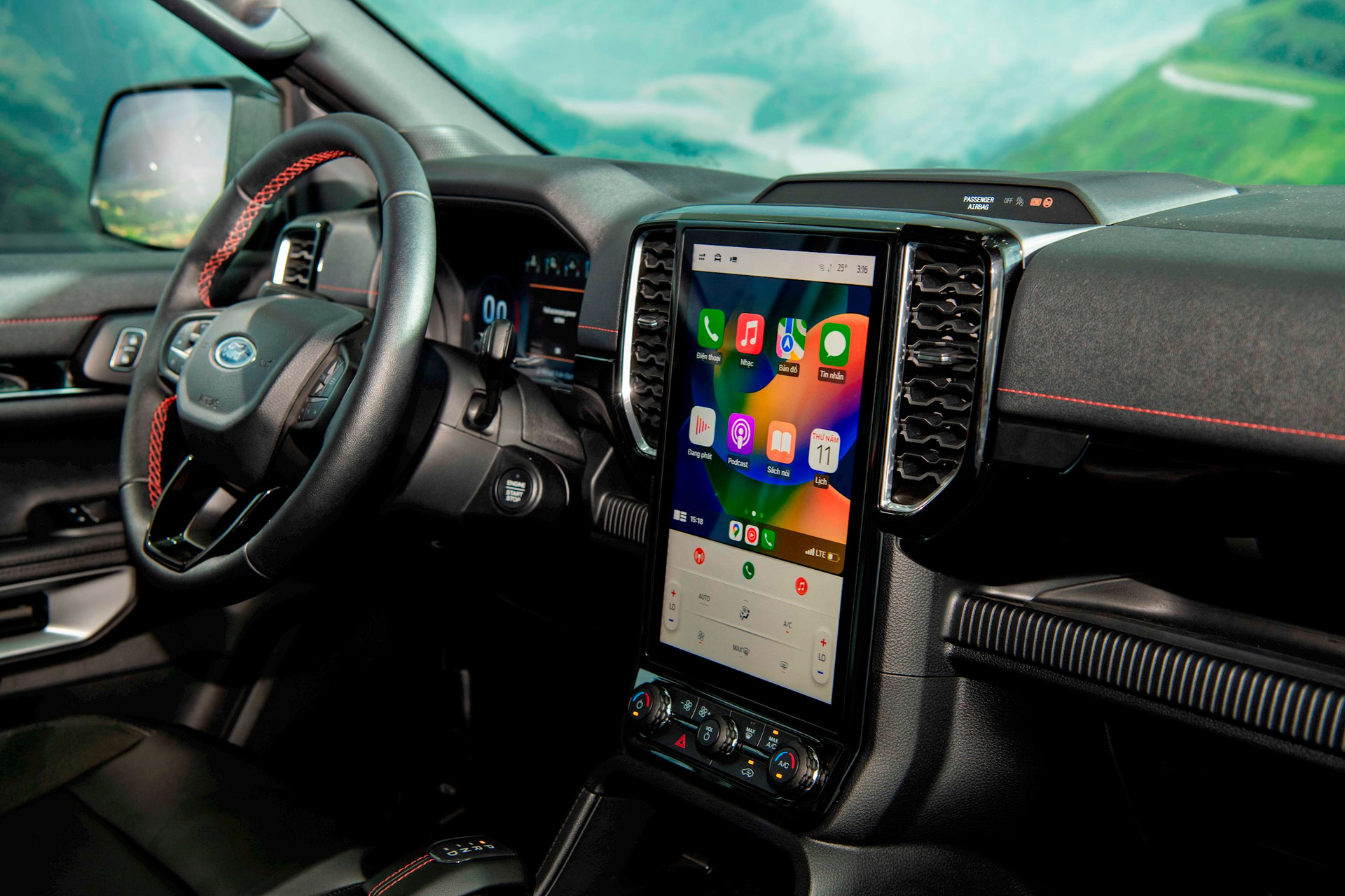 Định giá 1.039 tỷ, Ford Ranger Stormtrak có gì cho khách Việt? - Ảnh 8