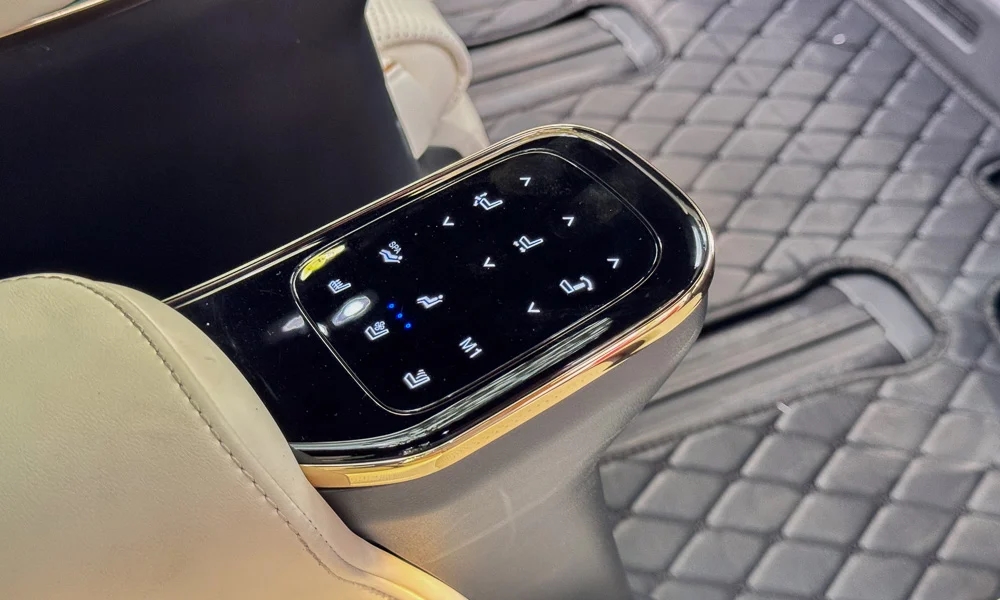 Mẫu xe này được mệnh danh là 'Lexus LM của Trung Quốc': Đấu Alphard bằng dáng Lexus, nhiều công nghệ và giá rẻ hơn hẳn - Ảnh 15