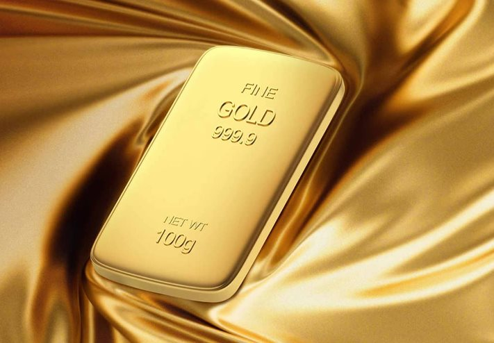 Giá vàng vượt mốc 2.400 USD, nhà đầu tư nên làm gì? - Ảnh 1