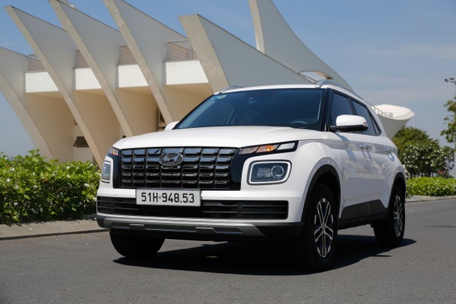 Những mẫu xe gầm cao hợp với người lần đầu mua ô tô - Ảnh 2