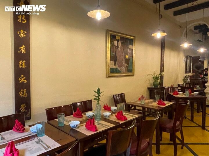 Nhân viên nhà hàng bất ngờ, phấn khích khi Tim Cook xuất hiện - Ảnh 6