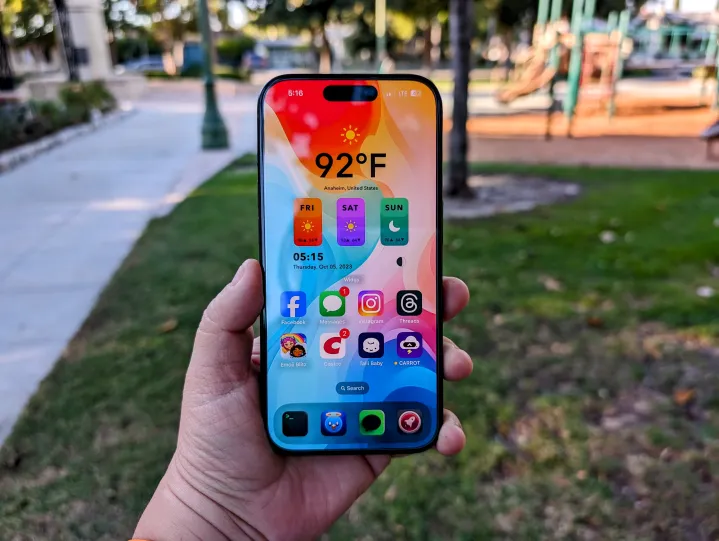 "Tôi đã dùng chiếc iPhone tuyệt vời này suốt 6 tháng qua": Thật khó tin khi có nhiều người chê nó - Ảnh 1