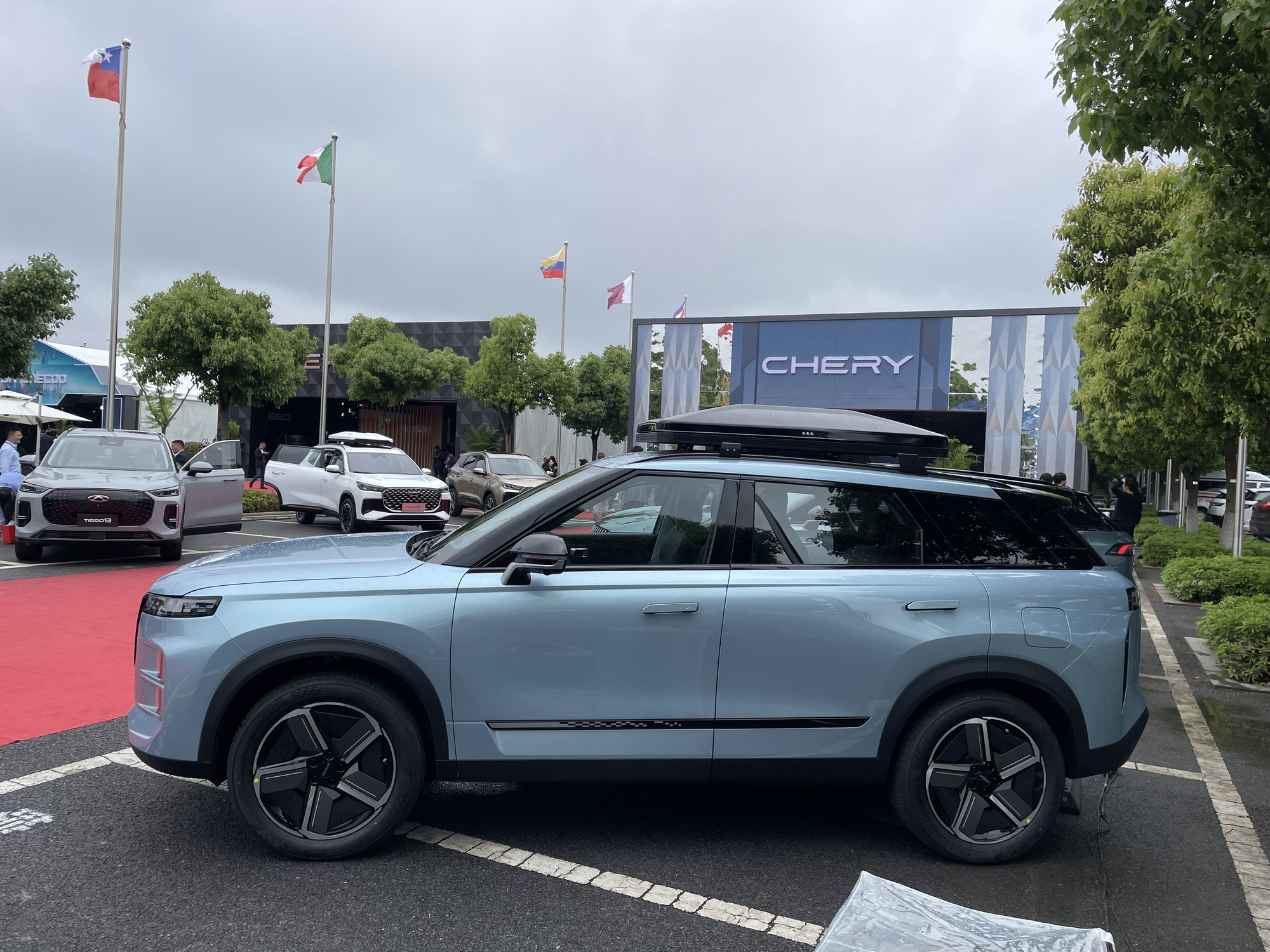 Xe mới ồ ạt lên lịch về Việt Nam và đây là những mẫu vừa tiết kiệm xăng, vừa không lo trạm sạc - Ảnh 11