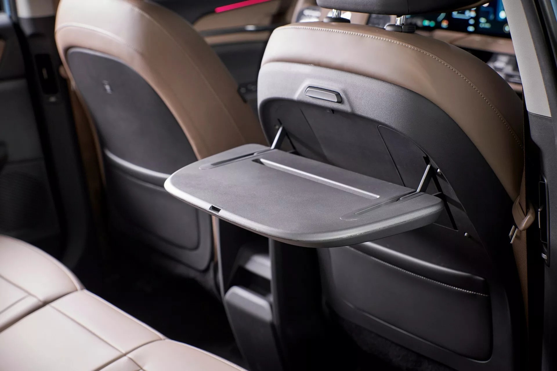 Kia EV5 sắp xuất sang ĐNÁ: Giá quy đổi từ 920 triệu, ngang cỡ Sportage, nhiều chi tiết độc lạ - Ảnh 10