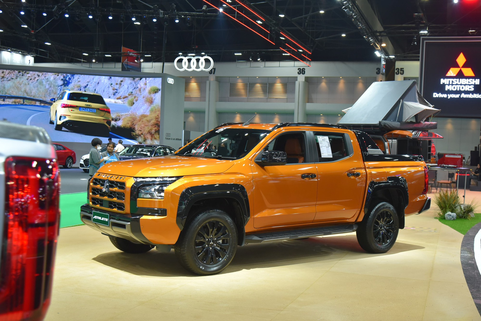 Mitsubishi Triton 2024 lộ diện tại Việt Nam với 3 phiên bản: Khác biệt lớn ở bộ mâm, có bản thể thao đấu Ranger Wildtrak - Ảnh 10