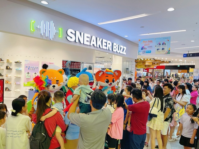 Sân chơi mùa hè sôi động đón Đại lễ và mùa mới tại Vạn Hạnh Mall - Ảnh 1