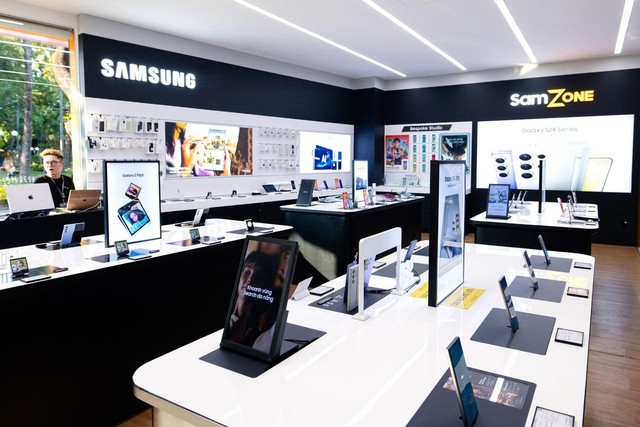 Tại sao nên mua flagship của Samsung ngay tại thời điểm này? - Ảnh 3