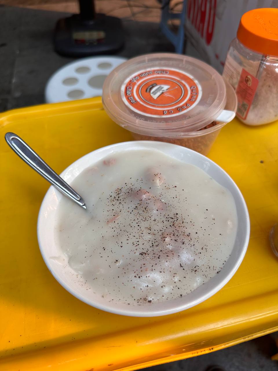 Chủ quán “cháo sườn 9.0 IELTS” lên tiếng khi bị chê đắt đỏ: “Bát ăn thử giá 20.000 đồng tôi thấy hợp lý” - Ảnh 11