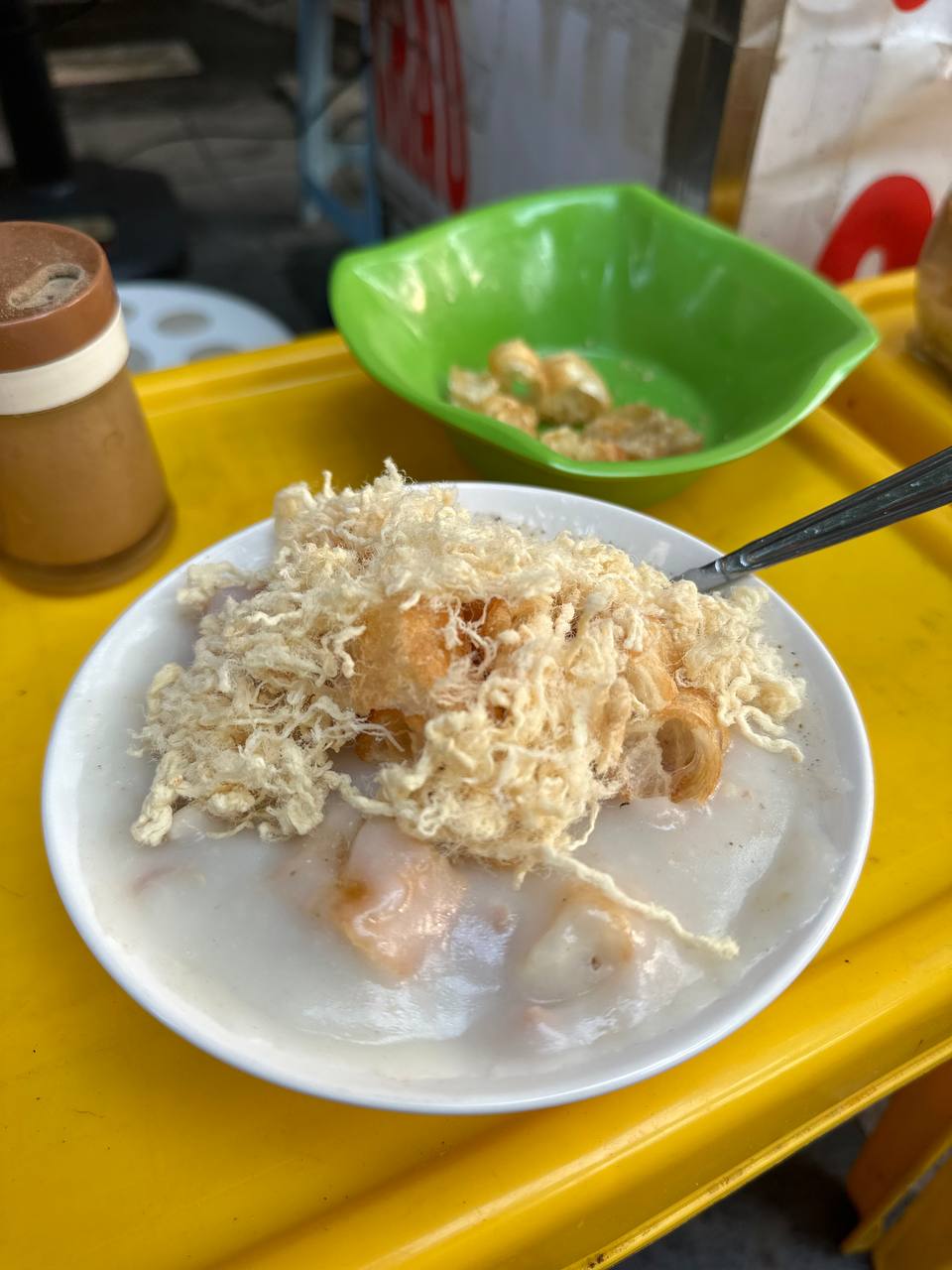 Chủ quán “cháo sườn 9.0 IELTS” lên tiếng khi bị chê đắt đỏ: “Bát ăn thử giá 20.000 đồng tôi thấy hợp lý” - Ảnh 14