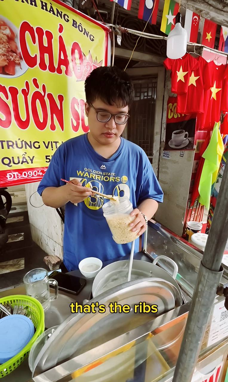 Chủ quán “cháo sườn 9.0 IELTS” lên tiếng khi bị chê đắt đỏ: “Bát ăn thử giá 20.000 đồng tôi thấy hợp lý” - Ảnh 1