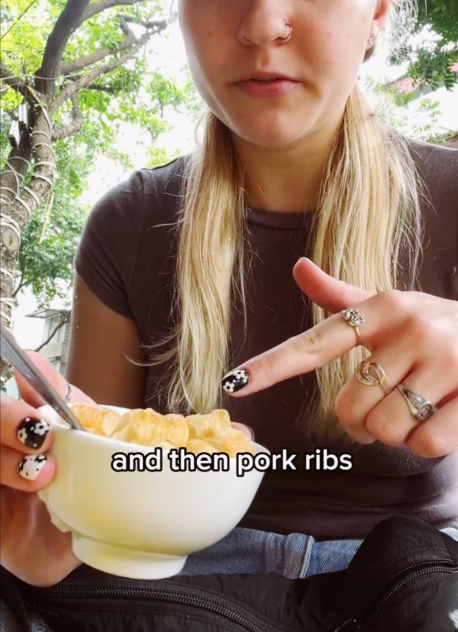 Chủ quán “cháo sườn 9.0 IELTS” lên tiếng khi bị chê đắt đỏ: “Bát ăn thử giá 20.000 đồng tôi thấy hợp lý” - Ảnh 2