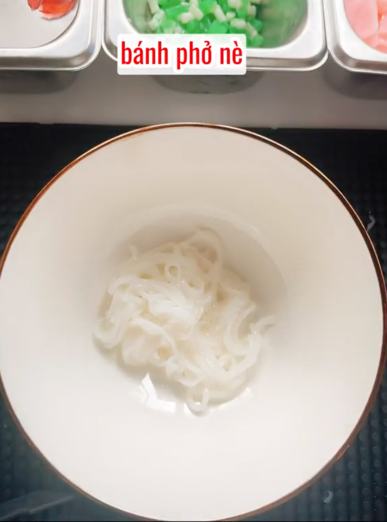 Xuất hiện món trà sữa phở, liệu có phải một sản phẩm câu view bất chấp? - Ảnh 5