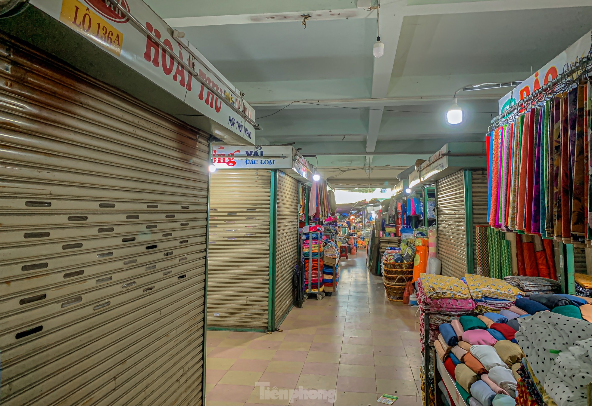 Tiểu thương đồng loạt rời bỏ khu chợ sầm uất ở Đà Nẵng - Ảnh 9