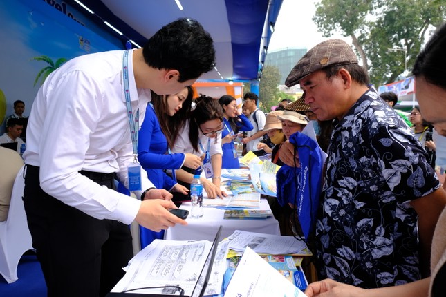 'Giá vé máy bay đang là vấn đề rất đau đầu' - Ảnh 1