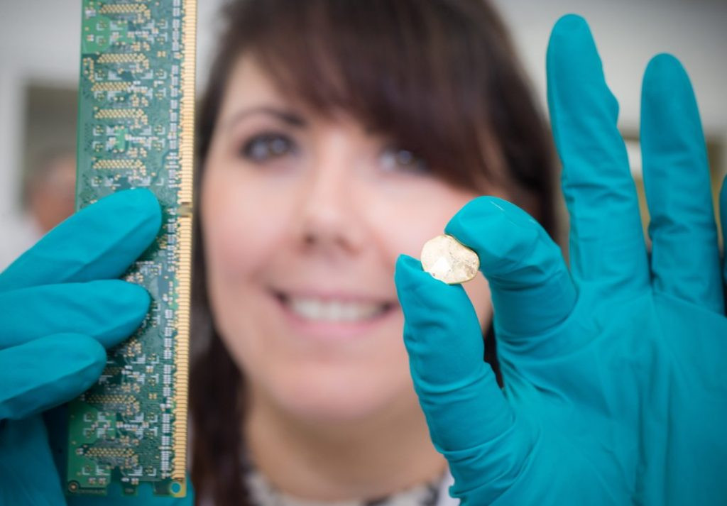 "1 bãi rác thu 2.000 tấn vàng/năm" sẽ thành sự thực ở VN? 1 tỷ phú muốn đầu tư 2.400 tỷ biến rác thành vàng - Ảnh 3