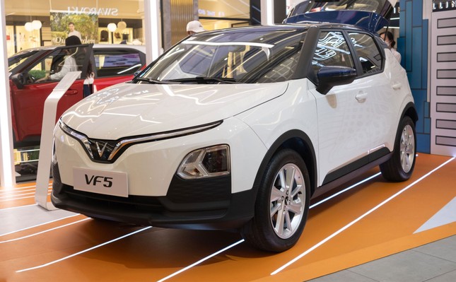 Những mẫu xe gầm cao hợp với người lần đầu mua ô tô - Ảnh 4