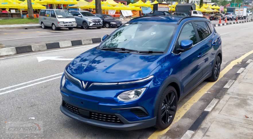 VinFast VF e34 bất ngờ xuất hiện trên đường phố Malaysia, ngày chính thức ra mắt không còn xa? - Ảnh 2