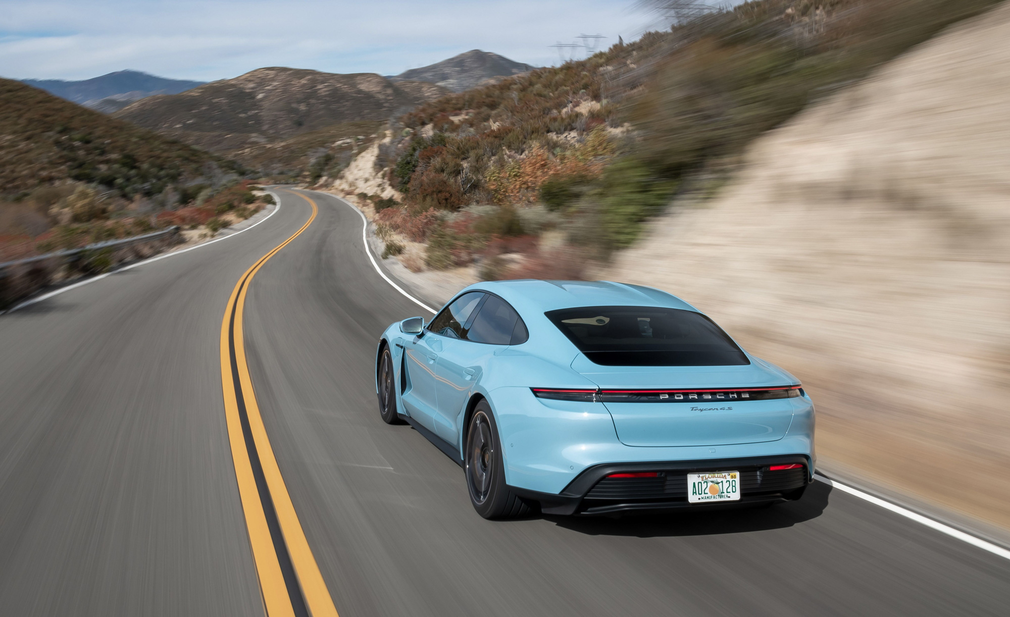 Sống ở nông thôn vẫn dùng xe điện: Ít trạm sạc nhưng chưa bao giờ phải lo lắng, đó là nhờ thói quen nhỏ này - Ảnh 4