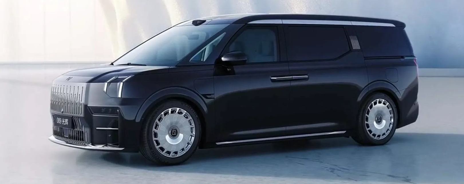 Đây là 'Rolls-Royce của MPV': Zeekr 009 chung khung gầm nhưng rẻ hơn một nửa Volvo EM90, 2 ghế chủ tịch siêu xịn - Ảnh 1