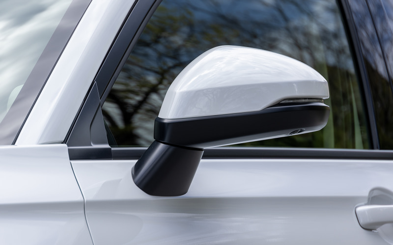 Honda HR-V 2024 ra mắt: Có chi tiết gợi nhớ Porsche, thêm bản 'giả off-road' hầm hố, giá tăng nhẹ - Ảnh 8