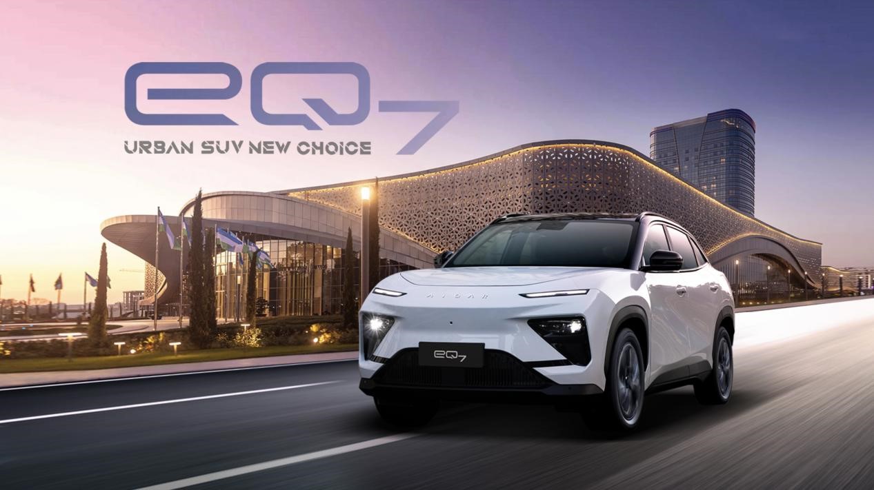 Nếu thử nghiệm va chạm vẫn chưa đủ ấn tượng thì hãng ô tô Trung Quốc này còn 'chơi lớn' bằng cách xếp chồng ô tô thành tháp để chứng minh độ bền của thân xe! - Ảnh 4