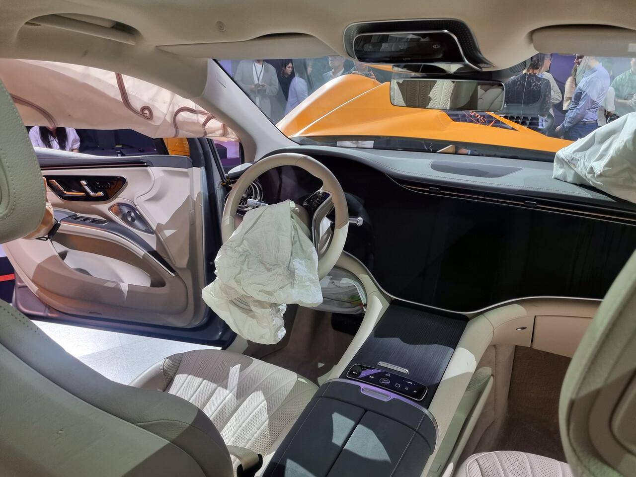 Mercedes-Benz giải thích lý do vì sao xe điện của hãng này chưa bao giờ bốc cháy sau va chạm! - Ảnh 3