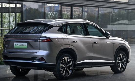 Hãng xe điện Trung Quốc trình làng SUV "nồi đồng cối đá": Giá khởi điểm 421 triệu đồng, tiêu thụ 3,8 L/100km - Ảnh 2