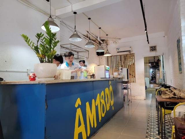 Từng là chuỗi đồ uống tiên phong trong mô hình "trà sữa máy lạnh", vì sao "tuổi thơ của người Sài Gòn" phải rời thị trường sau gần 20 năm? - Ảnh 2