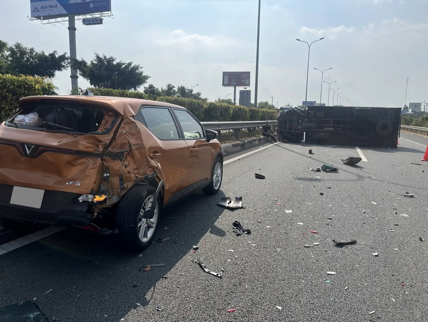 Chuyện 'mua xe giữ giá hay giữ mạng' và 2 lần thoát chết khó tin trên cao tốc của chủ xe VinFast VF 5 - Ảnh 3