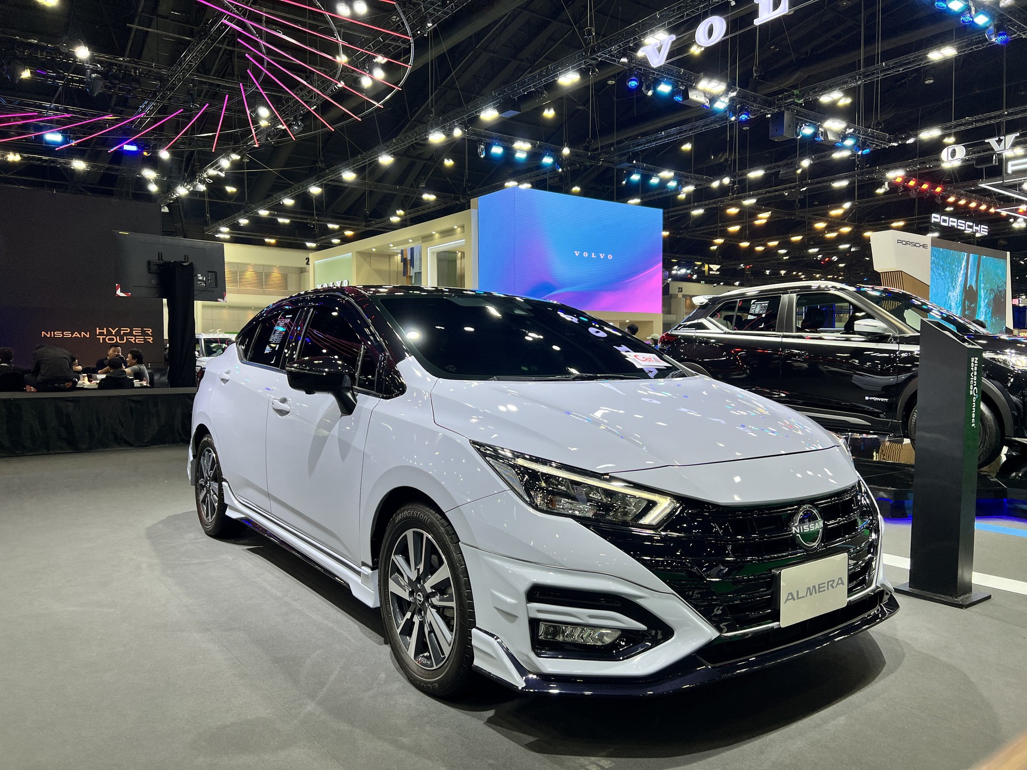 Nissan Almera mới sẽ ra mắt Việt Nam nửa cuối năm 2024, nâng cấp cả thiết kế lẫn trang bị, tăng sức cạnh tranh với Vios, City - Ảnh 1