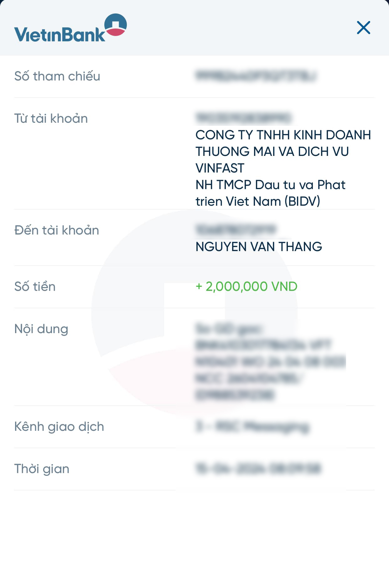 Xe bị xịt bóng hơi phải gọi cứu hộ, chủ xe VinFast Lux SA2.0 cho hay: 'Sửa trong vòng 1 ngày, còn được nhận thêm tiền' - Ảnh 4